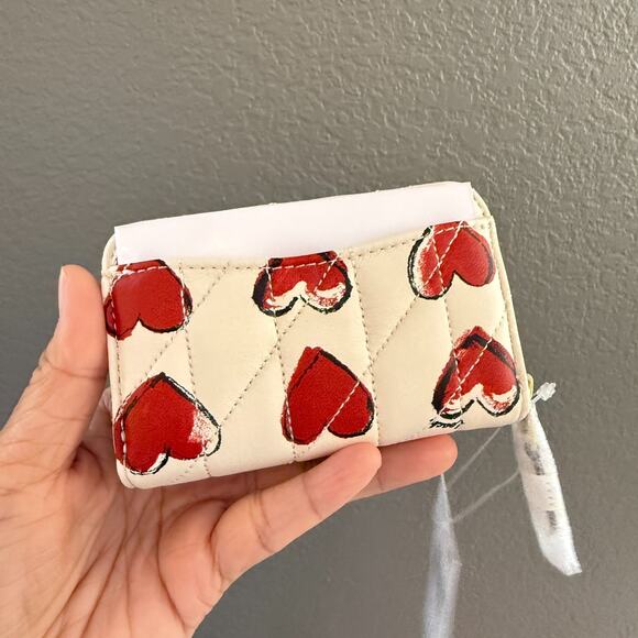 Coach CBR71 Essential Small Zip Around Card Case With Quilting And Heart Print - Picture 3 of 12